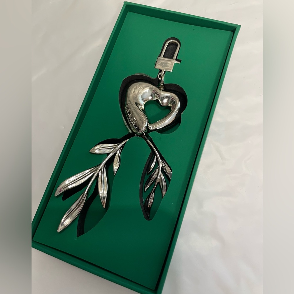 La Mer keychain